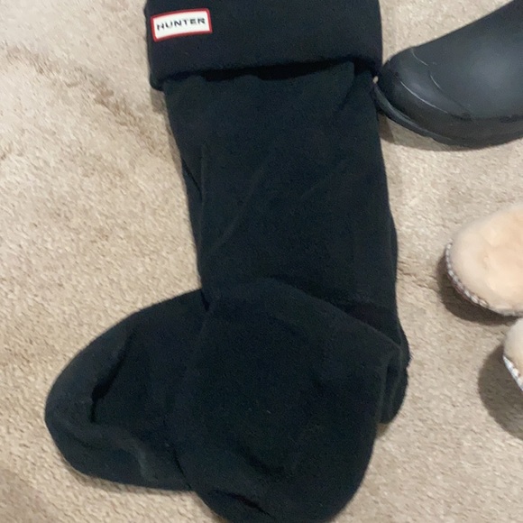 Hunter tall rain boots with insoles and socks - Picture 5 of 5